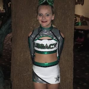 Meet your Posher, Nikki